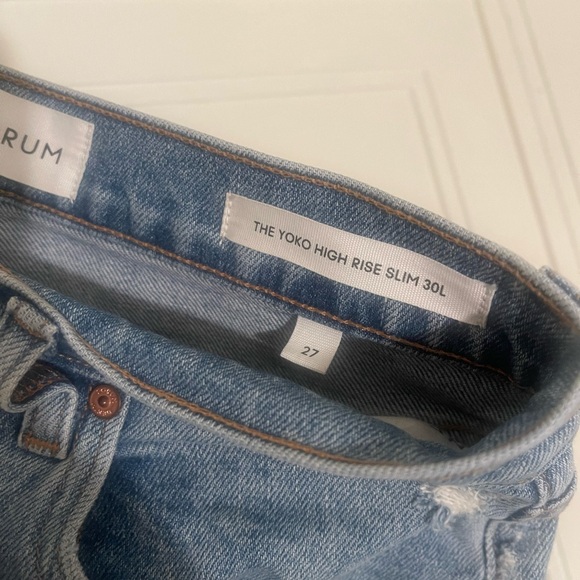 Denim Forum Jeans - Picture 3 of 5
